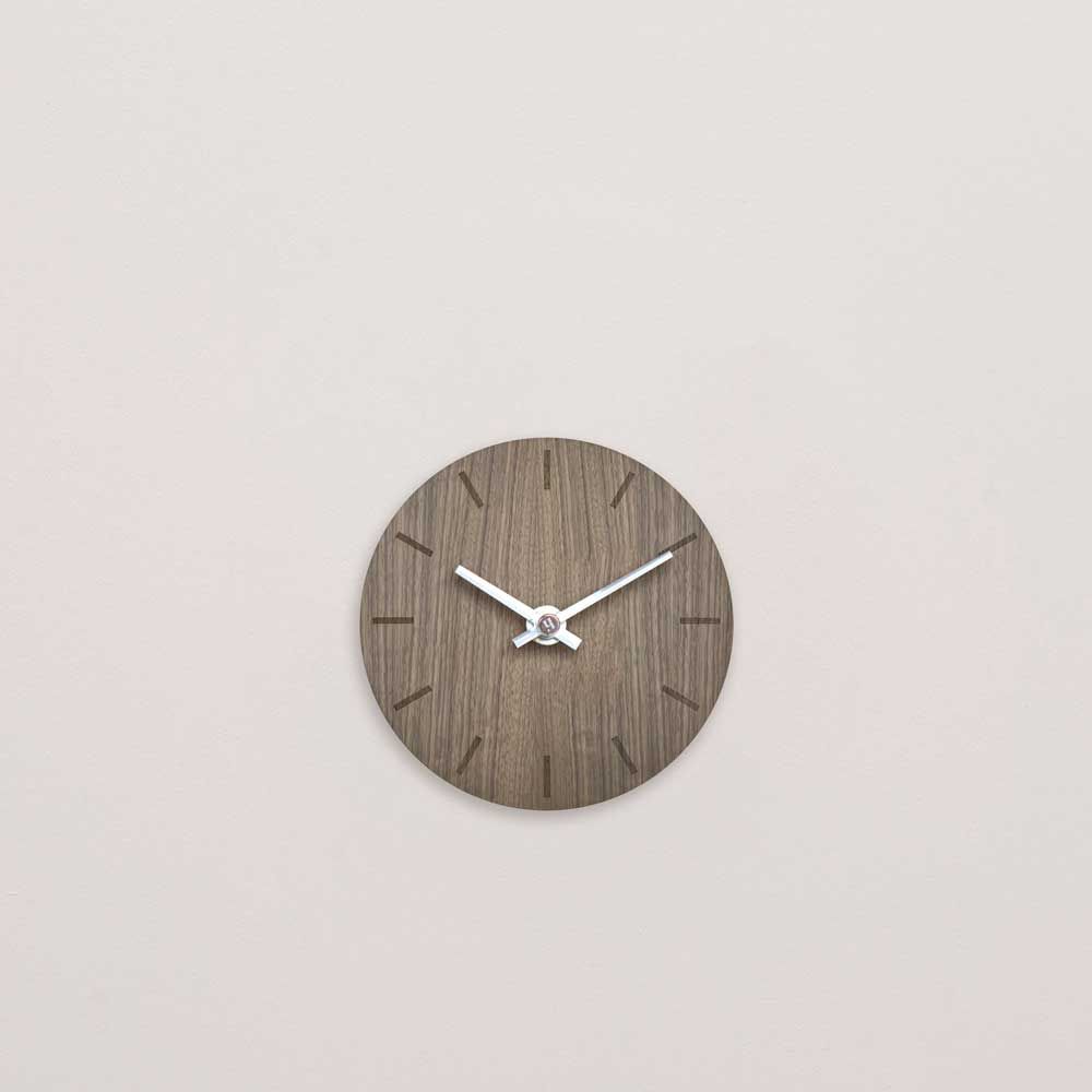 Hemverk en noyer - Ø12cm - Horloge