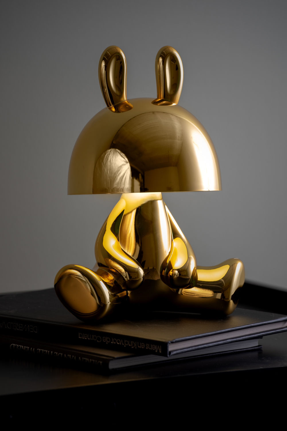 Lampe de table Leitmotiv Lapin LED avec haut-parleur Bluetooth plaqué or