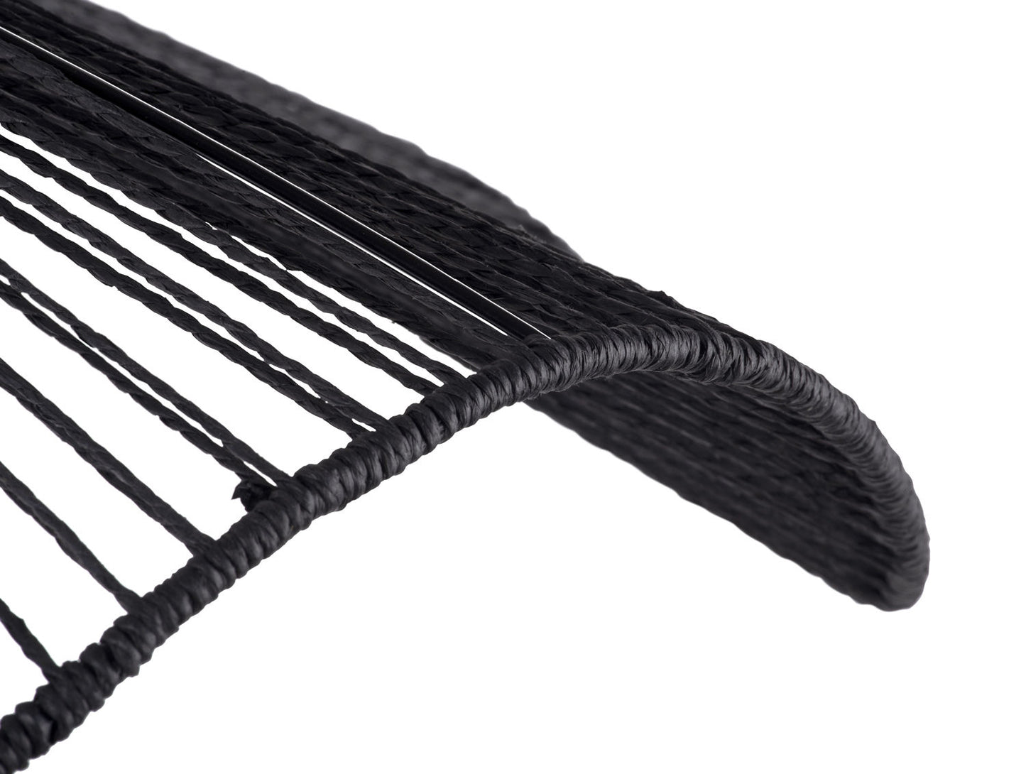 Suspension Leitmotiv Sombra grand format en corde de papier noire