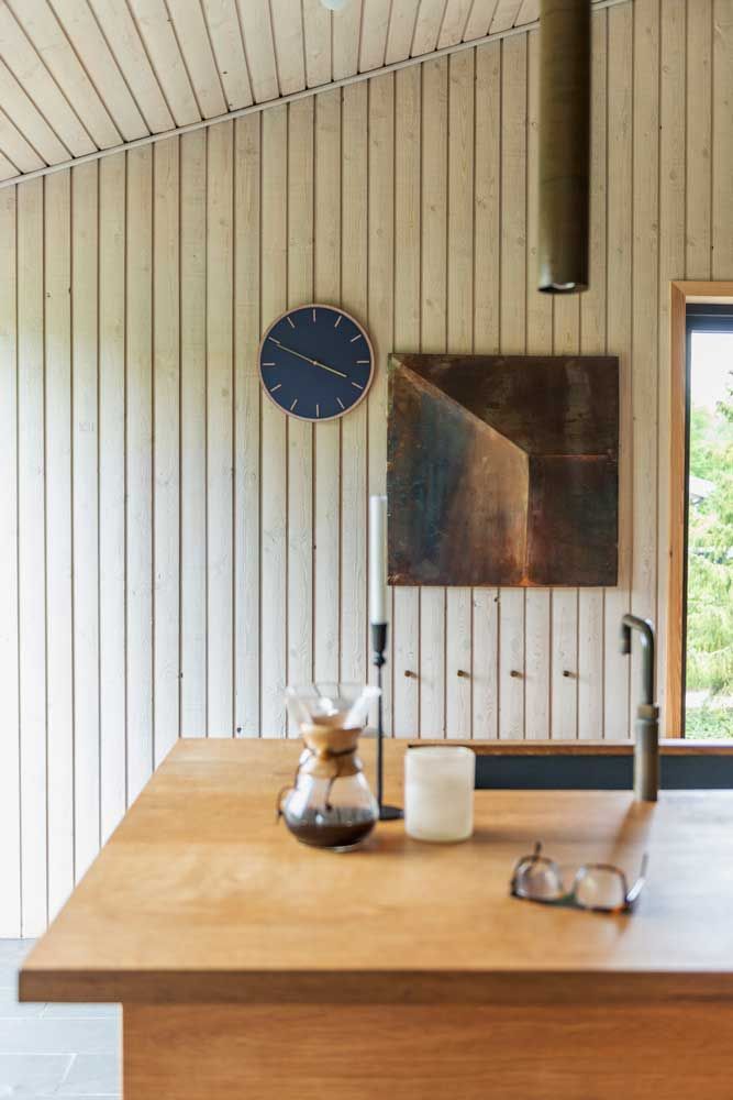 Horloge murale Hemverk DK en chêne bleu fumé – Ø28/Ø38 cm