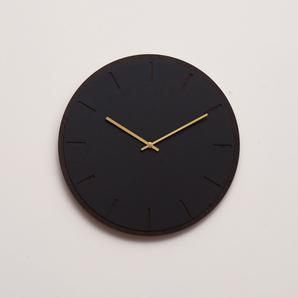 Horloge murale Hemverk DK Noir Chêne foncé – Ø28/Ø38 cm