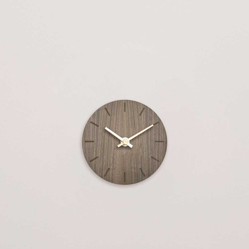 Hemverk en noyer - Ø12cm - Horloge