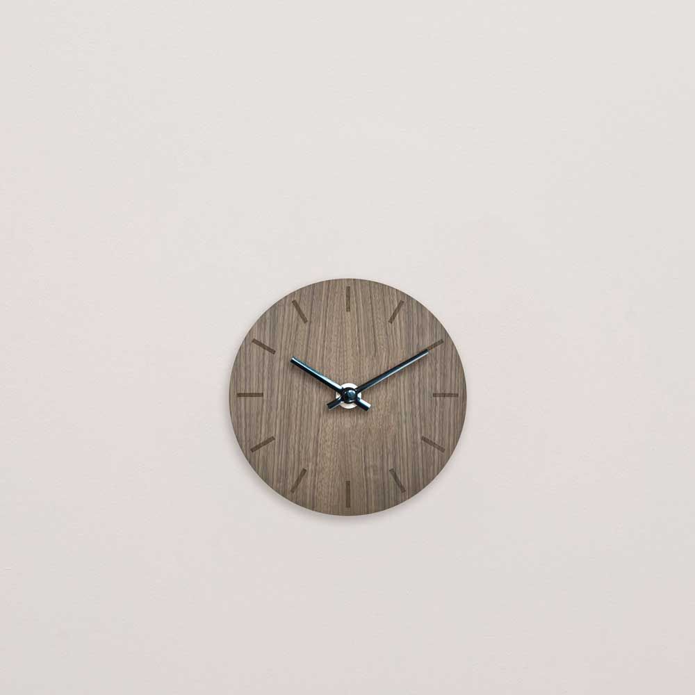 Hemverk en noyer - Ø12cm - Horloge